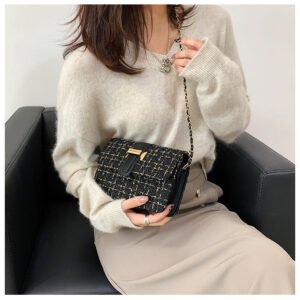 Alternative view of Summer texture handbag for women, fashionable and simple single shoulder bag, casual cross-body, woolen small square bag